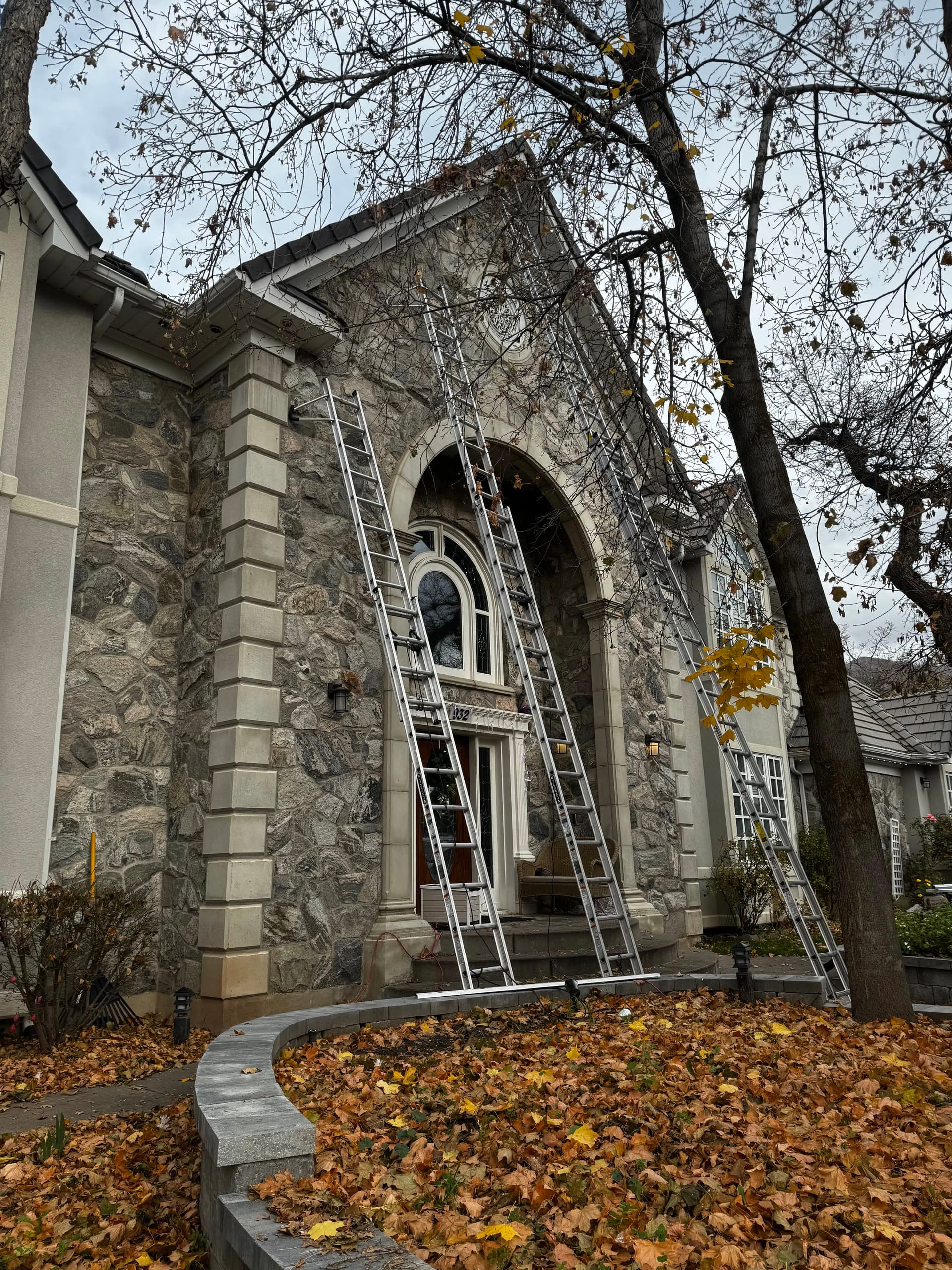 Blog post Fall Into Curb Appeal: Why Commercial Properties Should Refresh Their Landscape Before Autumn Hits image